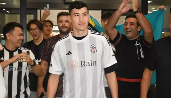 Beşiktaş, Bakhtiyor Zaynutdinov ile 4 yıllık sözleşme imzaladı