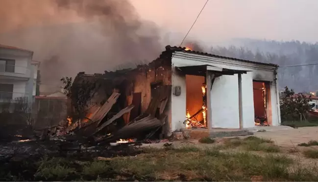 Yunanistan'da yangın Batı Trakya'da Türklerin yaşadığı köylere ulaştı