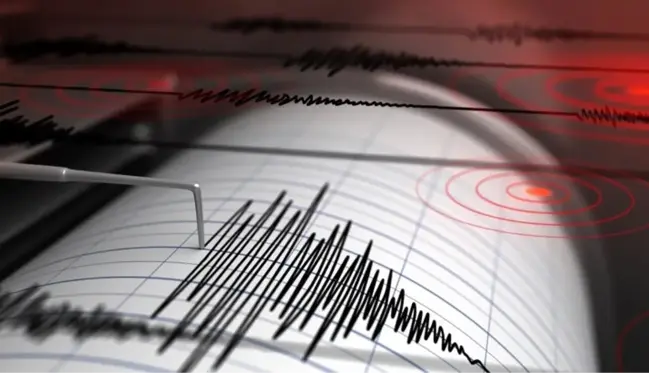 Son Dakika! Kuşadası Körfezi'nde 4.4 büyüklüğünde deprem