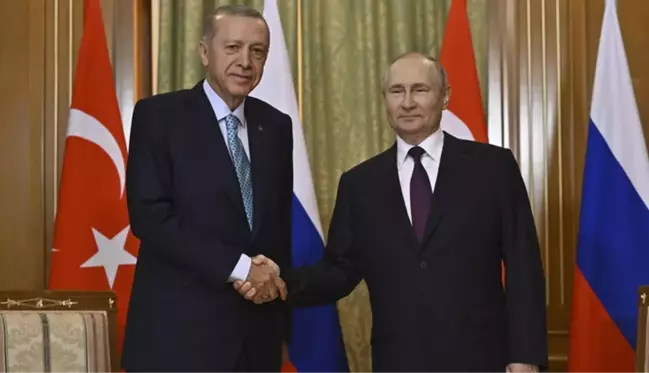 Son Dakika: Soçi'deki Erdoğan-Putin zirvesi başladı! İki liderden görüşme öncesi önemli mesajlar