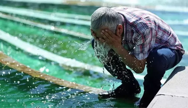 Temmuz sıcağı geri dönüyor! 3 bölge için Meteoroloji'den uyarı geldi