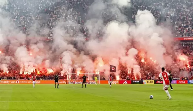 Maç yarıda kalmıştı! Ajax-Feyenoord karşılaşması, seyircisiz olarak tamamlanacak