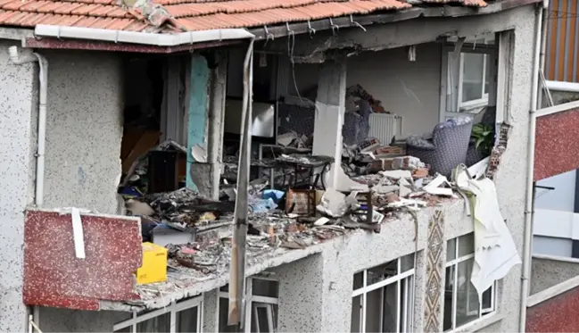 Son Dakika! İstanbul Şirinevler'de bir binada patlama: 2 ölü, 4 yaralı