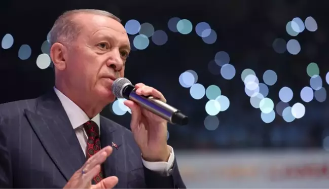 Cumhurbaşkanı Erdoğan, AK Parti kongresinde kürsüden duyurdu: İlk Kabine sonrası emekli memurlarımıza yeni müjdemizi açıklayacağız