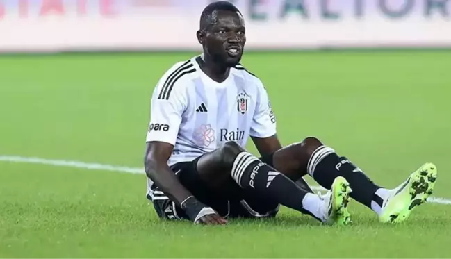 Beşiktaş'ta forma giyecek stoper kalmadı! Omar Colley ve Arthur Massuaku da sakatlandı