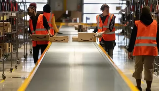 İngiltere'de istediği zammı alamayan Amazon çalışanları greve gitti