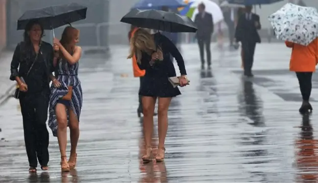 İstanbul dahil 13 kent için alarm! Kuvvetli sağanak göz açtırmayacak