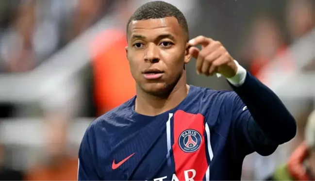 Büyük fedakarlık! Mbappe, 80 milyon euroluk bonusundan vazgeçti