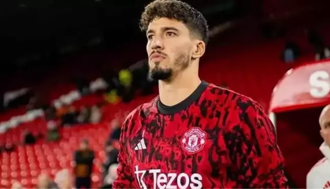 Manchester United efsanesinden Altay Bayındır'ı kahredecek sözler