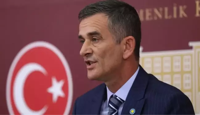 Ümit Dikbayır, İYİ Parti'den ihraç edildi