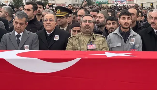 Şehit Kemal Aslan'ın babası: Selahattin Demirtaş ve Osman Kavala'ya selam gönderenlere hakkımı helal etmiyorum