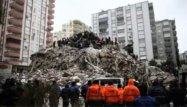 72 kişiye mezar olan İsias Otel'in sahibinden pişkin savunma: Deprem 7.2 şiddetinde olsaydı otel yıkılmayacaktı