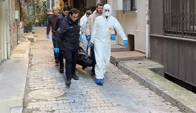 Galata'da şüpheli ölüm! Norveçli turist evde ölü bulundu, Yunan kadın hastanede