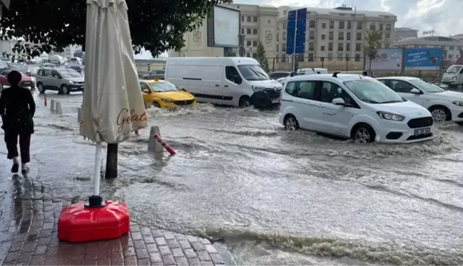 İçişleri Bakanı Ali Yerlikaya'dan İstanbul dahil 8 il için sel uyarısı