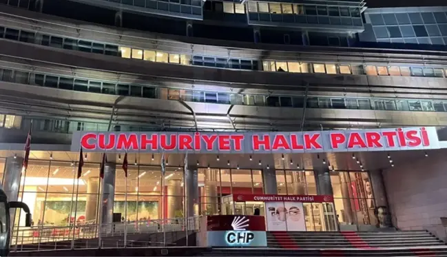 CHP'nin 8'i büyükşehir ve 13'ü il olmak üzere 209 belediye başkan adayı daha belli oldu