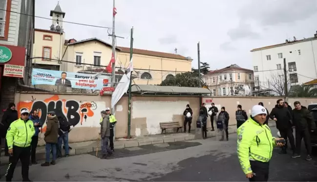 İstanbul Sarıyer'deki İtalyan kilisesine düzenlenen silahlı saldırıda 1 kişi gözaltına alındı