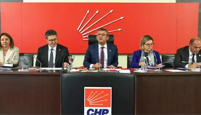 CHP'nin İzmir adayı belli gibi! Özgür Özel, Cemil Tugay ile görüştü: Sizi tek isim olarak MYK'ya götüreceğiz