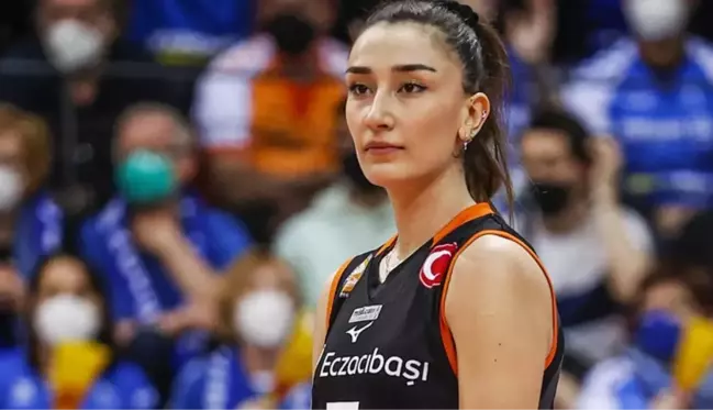 Milli Voleybolcu Hande Baladın'a ölüm tehditleri savuran şahıs serbest bırakıldı