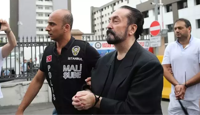 8 bin 658 yıl hapse mahkum edilen Adnan Oktar'ın yeni fotoğrafları servis edildi