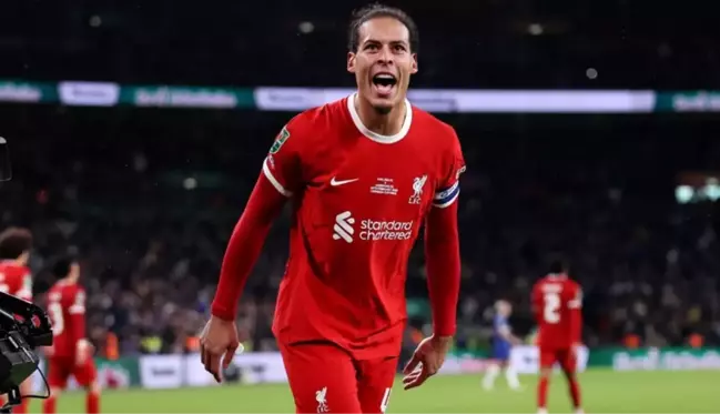 Virgil van Dijk Chelsea'yi yıktı! İngiltere Lig Kupası'nda şampiyon Liverpool