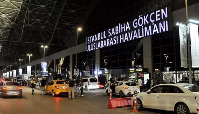 İstanbul'da sis ulaşımı da etkiledi! Sabiha Gökçen Havalimanı'nda uçuşların yüzde 10'u iptal