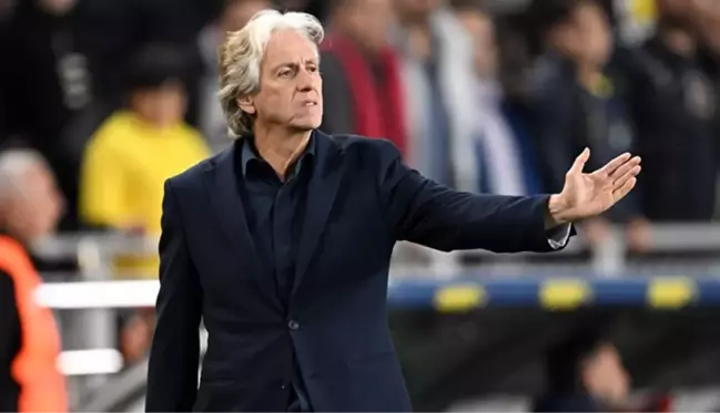 Jorge Jesus, bir daha zor kırılacak bir rekorla futbol tarihine geçti