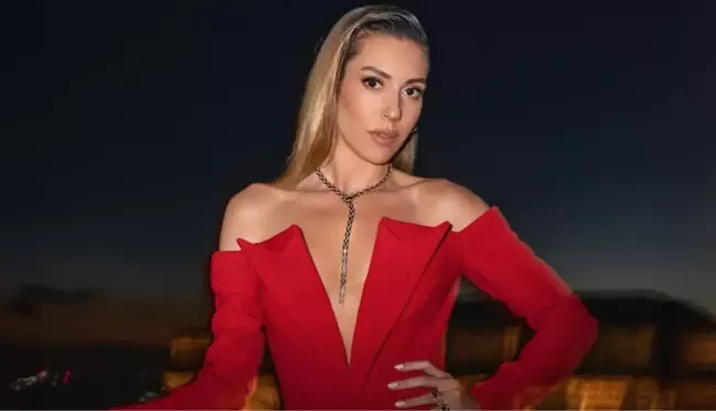 Sinem Kobal'ın Ömer dizisinin setine yaptığı ziyaret heyecan yarattı