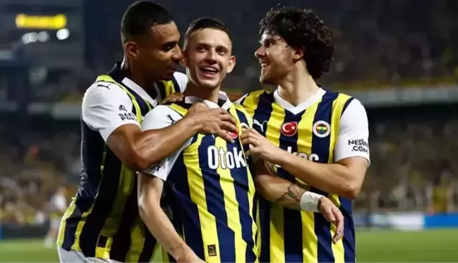 Kadıköy'de 6 gollü çılgın maç! Fenerbahçe, Adana Demirspor'u 4-2 yendi