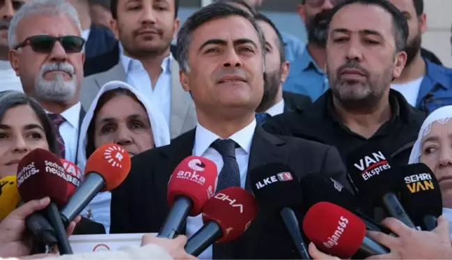 Abdullah Zeydan: Kayyum yönetimi, Van Büyükşehir Belediyesi'ni 8,5 milyar TL borca sokmuş