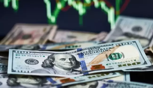 Merkez Bankası'nın yıl sonu dolar beklentisi 38,78 lira, enflasyon beklentisi ise 43,64 lira oldu