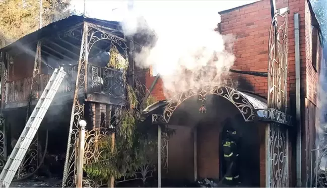 Rusya'da kaçak göçmenlerin yaşadığı binada yangın: 8 ölü, 7 yaralı