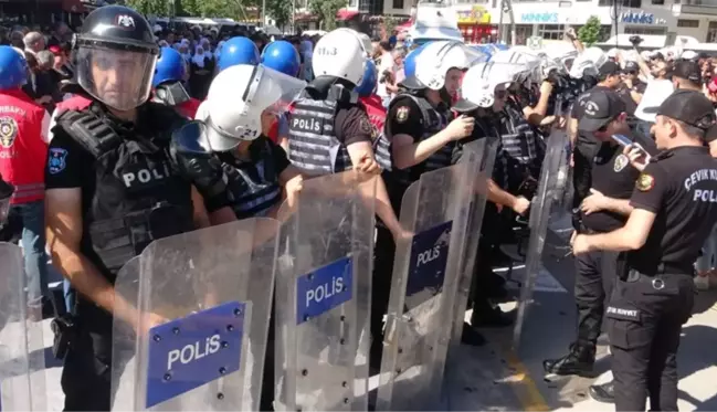 Hakkari Belediyesi'ne kayyum atamasının ardından 12 ilde eylem yasağı