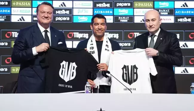 Giovanni van Bronckhorst Beşiktaş'a imzayı attı