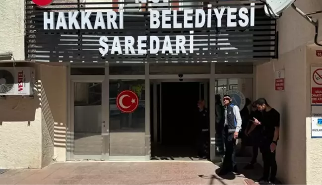 AK Parti'den DEM Partili belediyelere kayyum sinyali: Ceza alma ihtimali olan 30 kişiyi aday gösterdiler