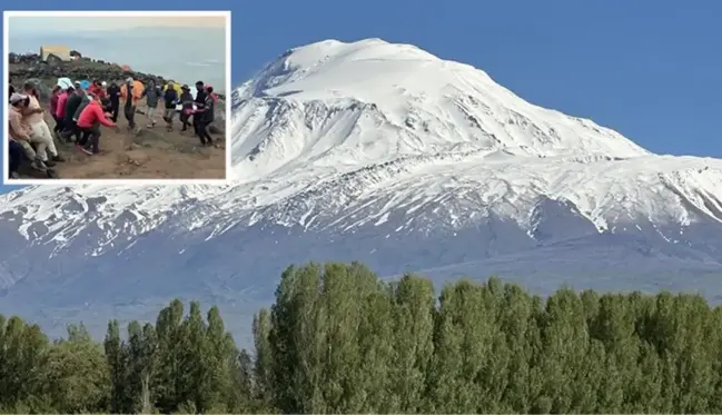 Ağrı Dağı'na tırmanan 2 kişi sis ve tipide kayboldu