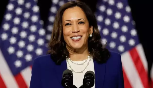 Kamala Harris kimdir? Seçimi kazanırsa ABD tarihinde bir ilke imza atacak