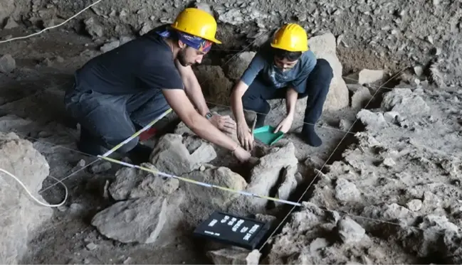 Kahramanmaraş'ta tarihi keşif! Binlerce yıl öncesine ait mezar bulundu