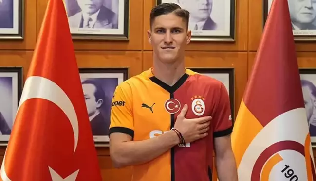 Galatasaray'ın yeni transferi Roland Sallai, sahaya çıkmadan tarihe geçti