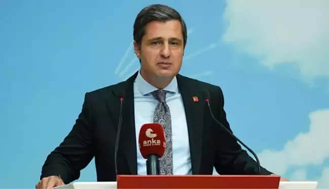 CHP Sözcüsü Yücel'den Yapıcıoğlu'na Anayasa yanıtı: 3-5 yobaz istedi diye ne cumhuriyetten, ne de laiklikten vazgeçmeyiz