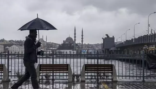 AKOM'dan İstanbul için gök gürültülü sağanak uyarısı