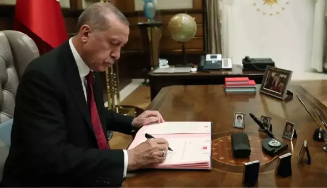 Erdoğan'ın imzasıyla 4 üniversitede bazı fakülte, yüksekokul ve enstitüler kapatıldı