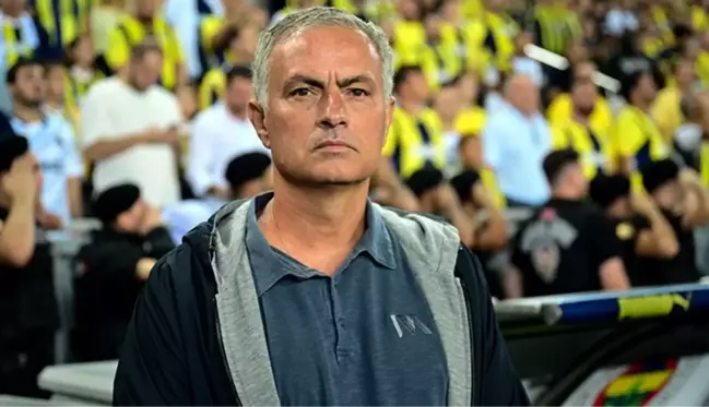 İddiaya jet hızında yalanlama! Mourinho'nun tepkisi Okan Buruk'a değil Ali Koç'aymış