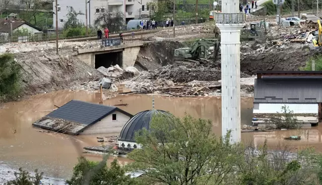 Bosna Hersek'te sel felaketi: 18 kişi hayatını kaybetti