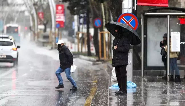 Bu kez fena geliyor! Meteoroloji'den yurt geneline kuvvetli yağış uyarısı