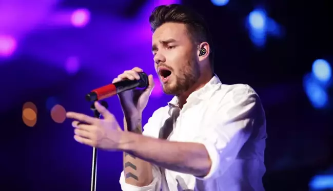 Ünlü İngiliz şarkıcı Liam Payne balkondan düşerek hayatını kaybetti