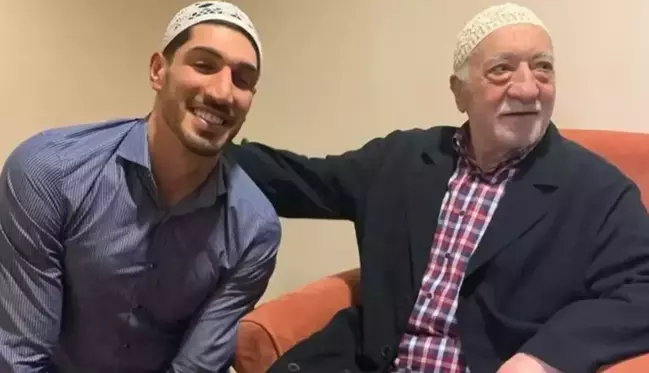 Hakan Şükür'ün ardından FETÖ'cü Enes Kanter'den de teröristbaşı Gülen için paylaşım geldi