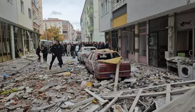 Çorum'da 5 katlı binada patlama! 1 kişi hayatını kaybetti, 33 kişi yaralandı