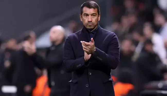 Giovanni van Bronckhorst, Beşiktaşlı futbolcuları canavara benzetti