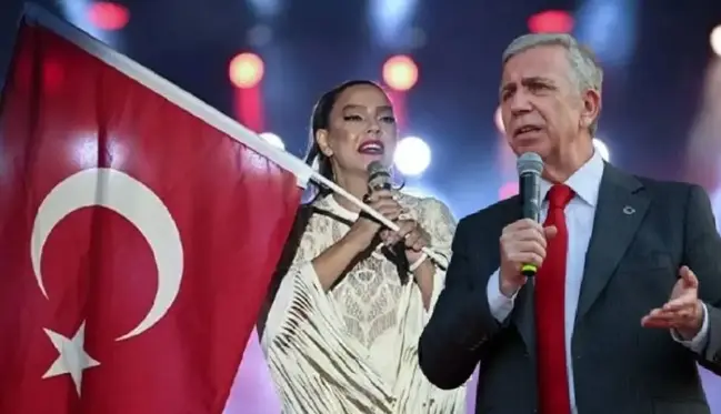 Ebru Gündeş konserinin faturası olduğu iddia edilen belge ortaya çıktı