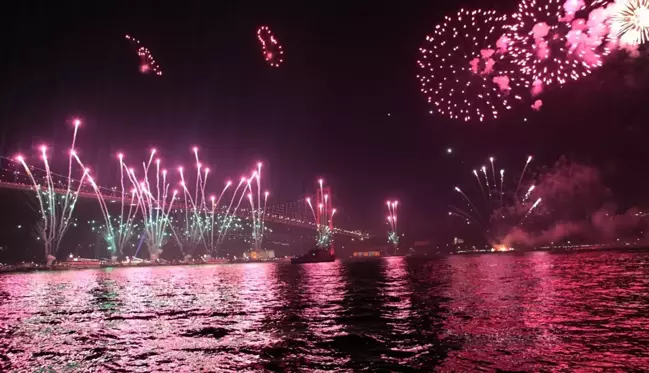 İstanbul'da izinsiz havai fişek atanlar yandı! Cezası öyle böyle değil